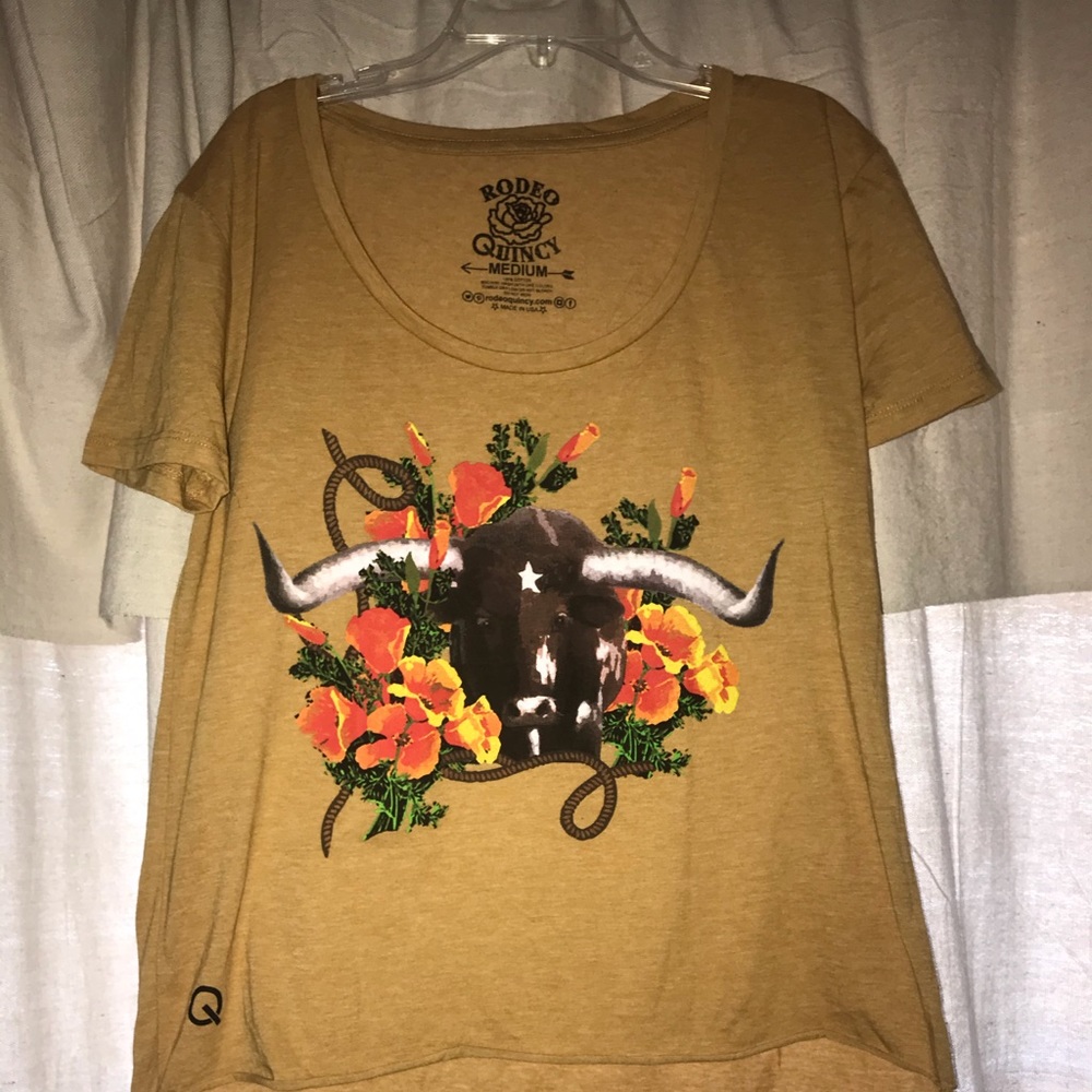 Tee shirt